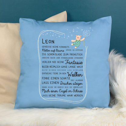 Personalisiertes Kinderkissen in Blau mit Name Leon und liebevollem Spruch