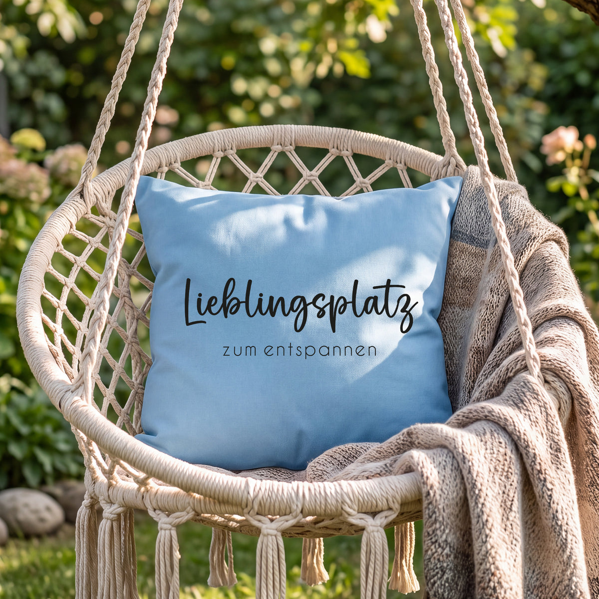 Personalisiertes Kissen 'Lieblingsplatz' mit Wunschtext | Geschenk zum Einzug & Hausbau für Wohnung
