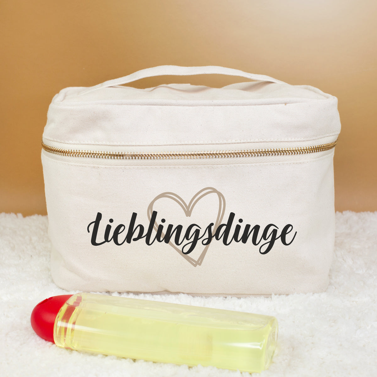 Kulturbeutel mit Aufdruck Lieblingsdinge und Herzmotiv als Kosmetiktasche
