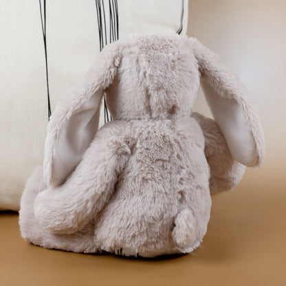 Kuscheltier Hase mit Babyfüßchen | Personalisiert mit Name & Datum zur Geburt & Taufe | Farbauswahl