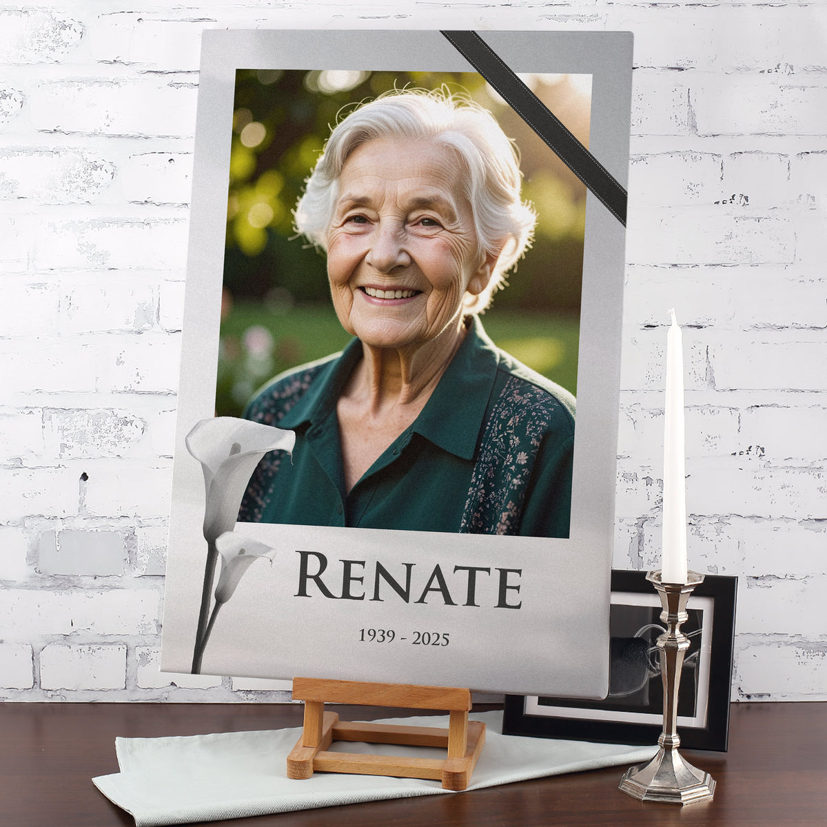 Nahaufnahme der bedruckten Calla-Leinwand mit Foto und personalisiertem Text