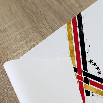 Detailaufnahme vom abwischbaren Fußball Tischläufer mit Schwarz-Rot-Gold-Motiv und geprägter Oberfläche