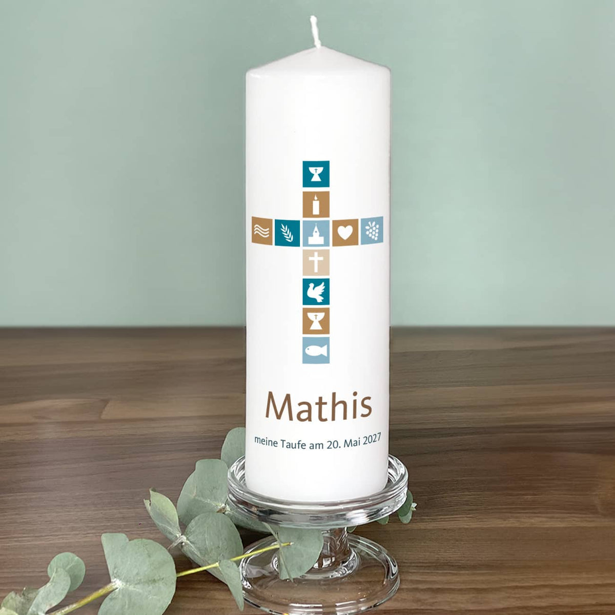 Kerze Taufe mit Name, Wunschtext sowie Kreuz in blau und braun, 25 x 8 cm