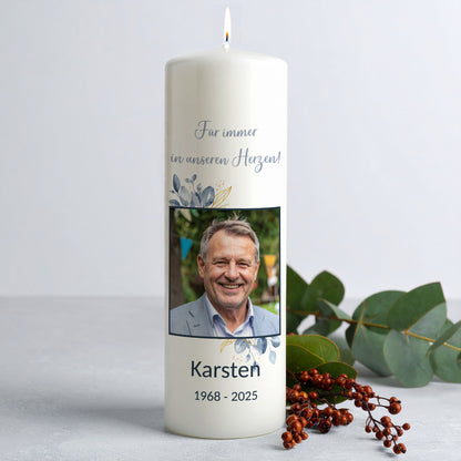 Erinnerungskerze mit Bild und Datum, stilvolles Andenken