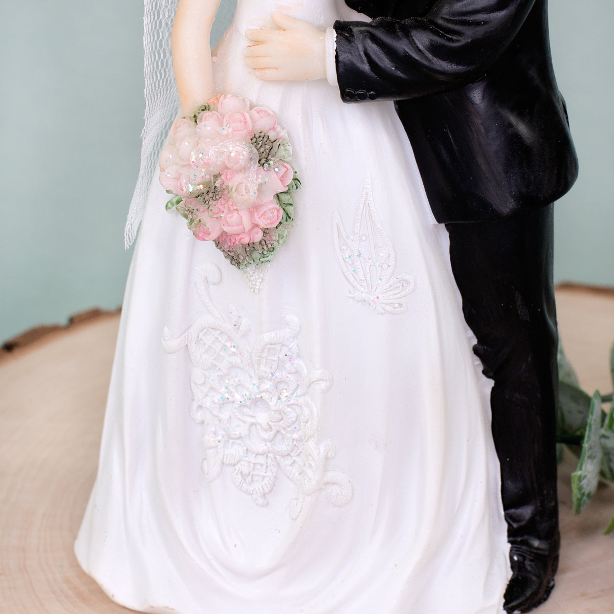 Brautpaar in Umarmung | Hochzeit Figur 16 cm