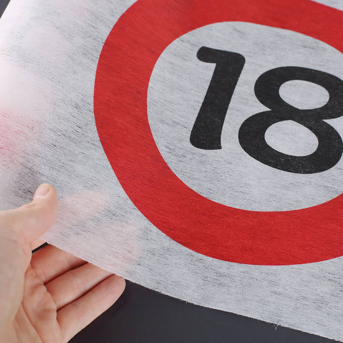 Verkehrszeichenmotiv mit Alter nach Wunsch